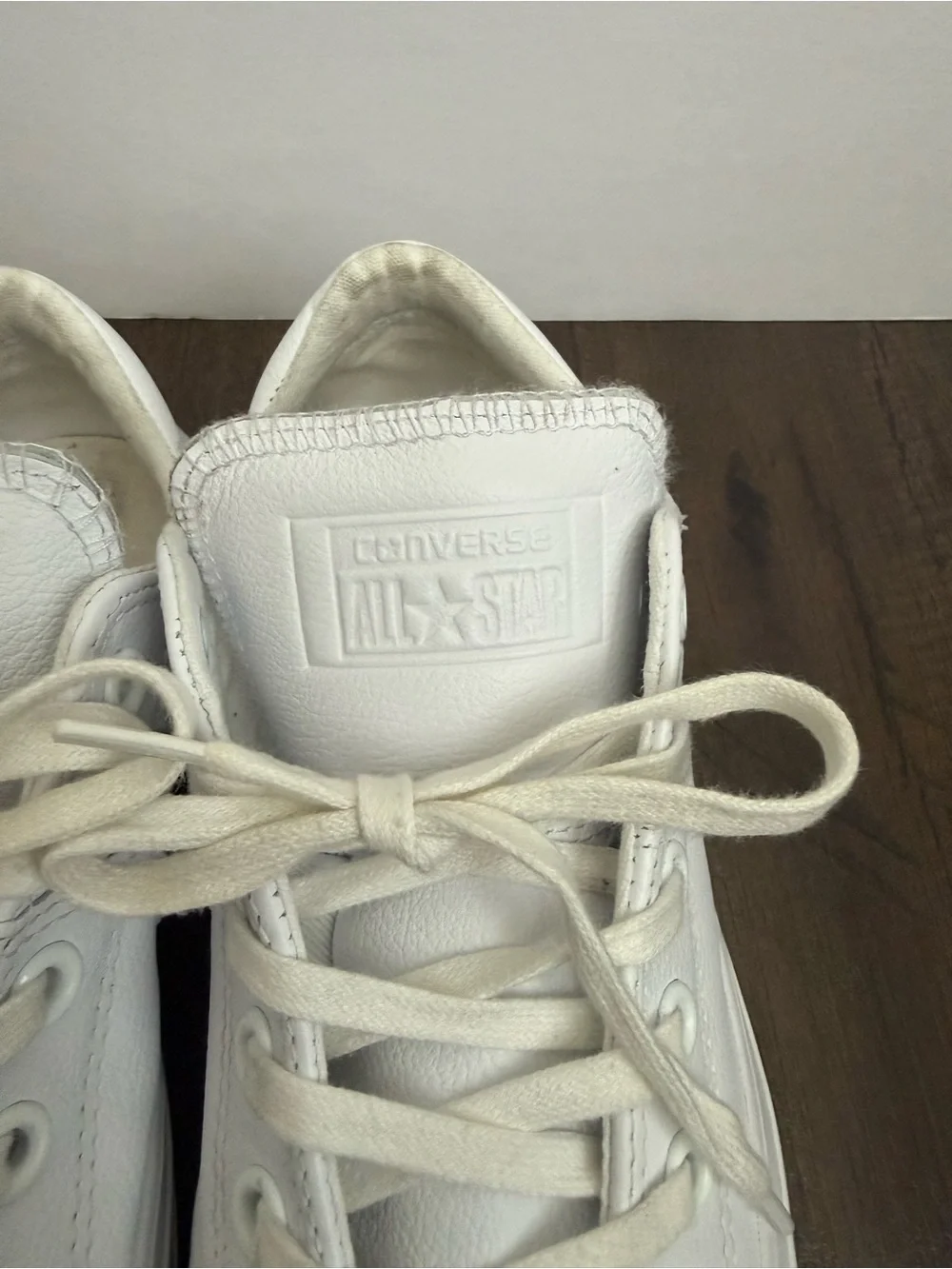 Converse All Star Madison White Low Top Leather Sneakers Size 8 - Picture 5 of 9